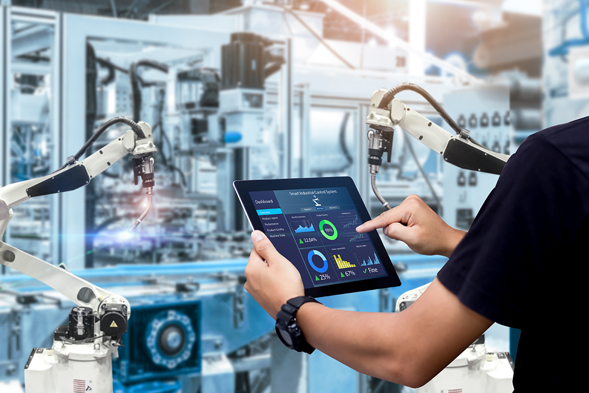 In smart factories, production equipment is equipped with sensors so that engineers can monitor it using a digital twin, for example.